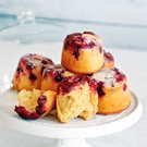 Polentové muffiny s višněmi